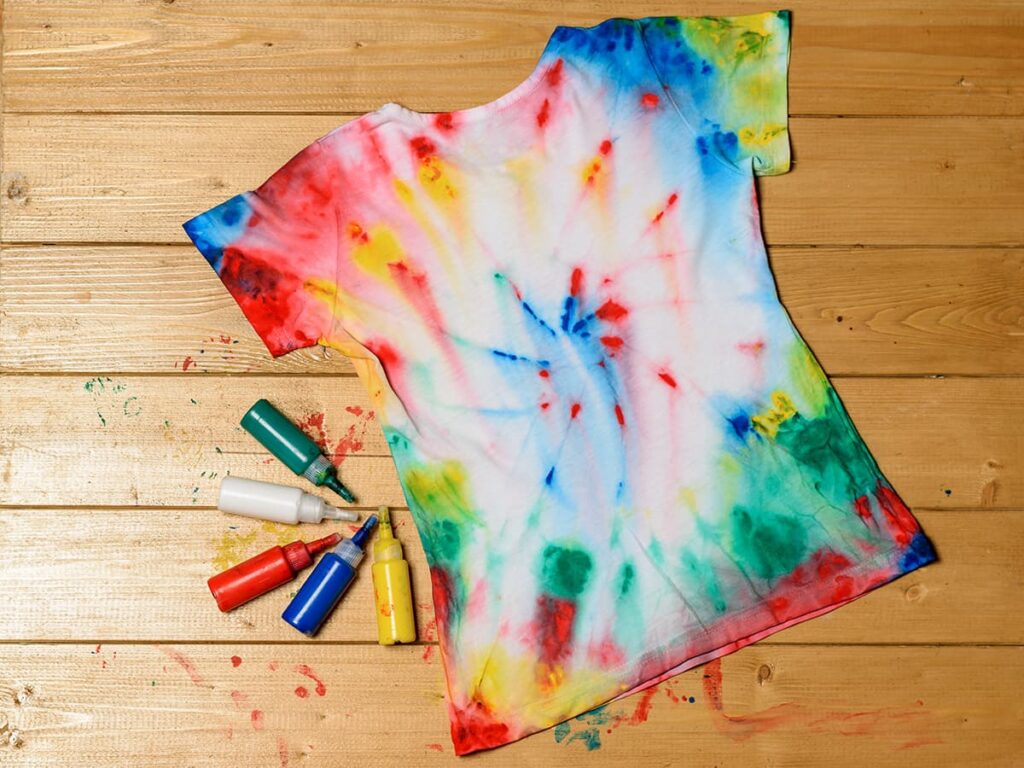 How to Tie-Dye T-Shirts for Kids: A Fun and Creative Guide 3 how to tie dye t shirts for kids