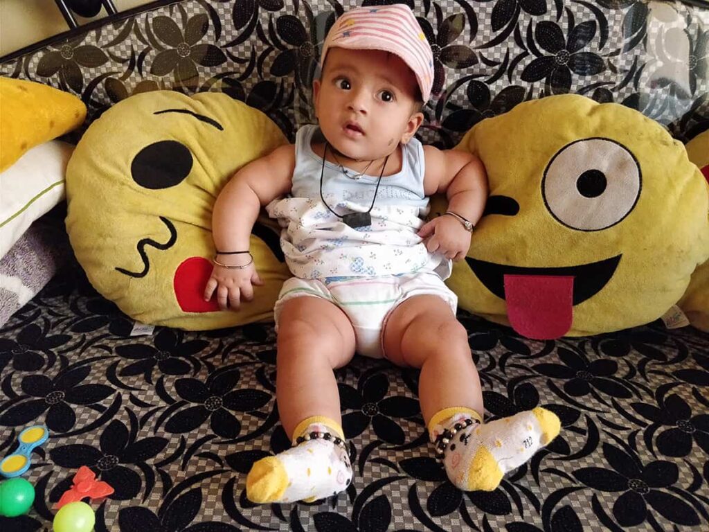 Why Do Babies Wear Mittens? A Complete Guide to Baby Mittens in Kids' Fashion 3 why do babies wear mittens