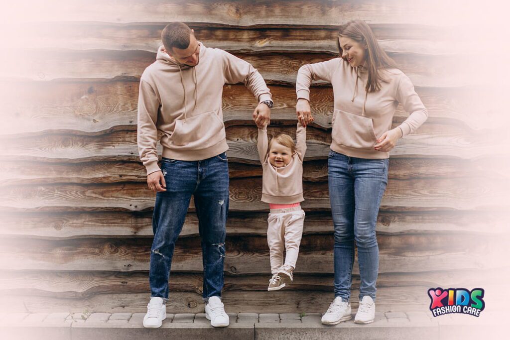 Family Photoshoot Clothing Ideas - How to Dress for Stunning Photos 6 Best Clothing Styles for Family Photoshoots