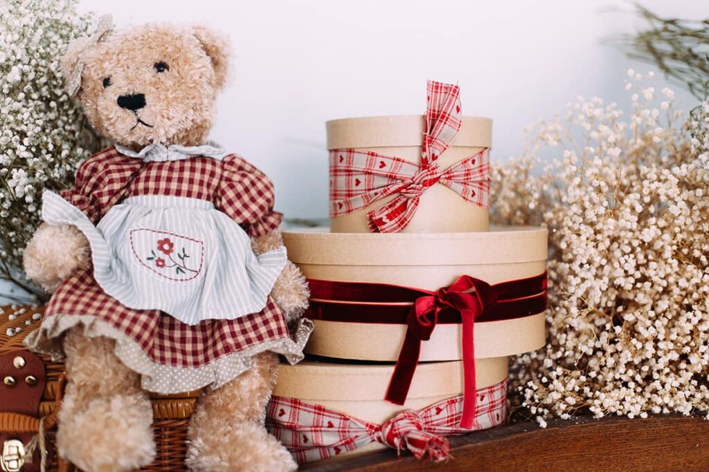 Why People Love Personalized Baby Gifts